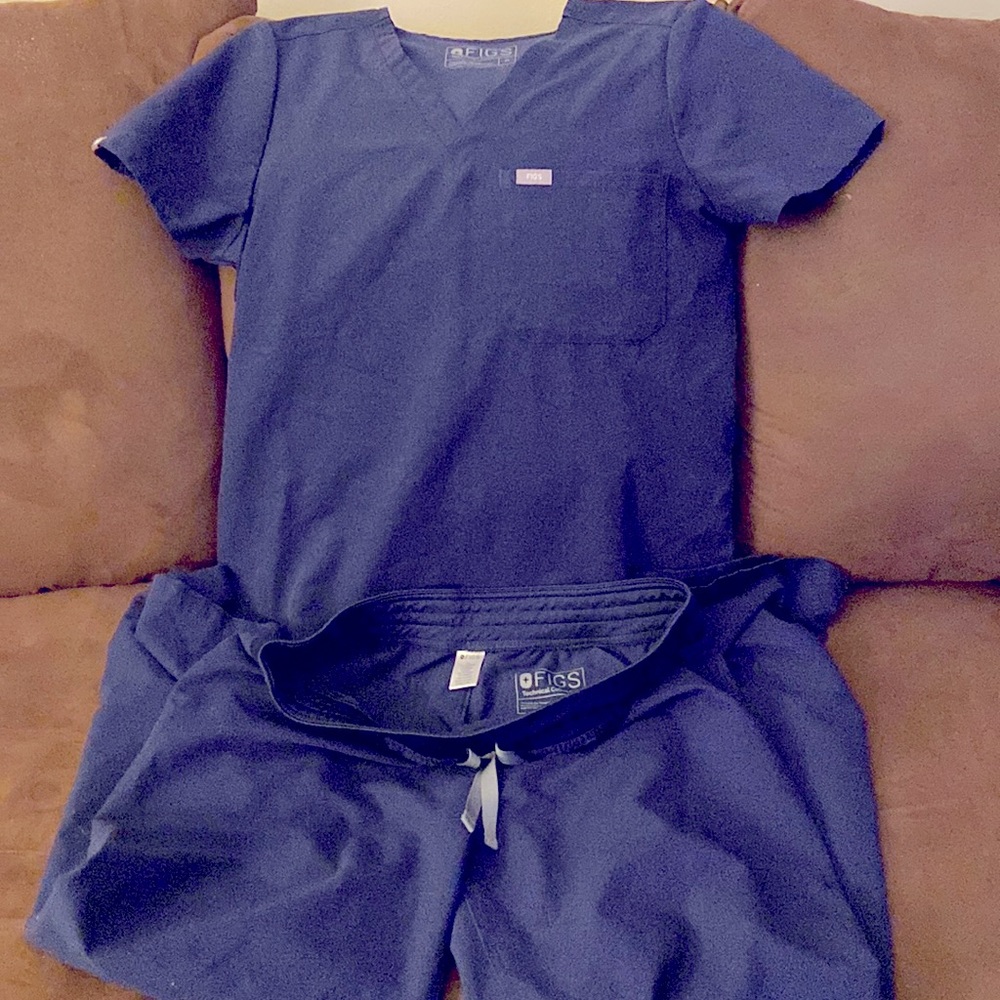 FIGS Scrubs! Color Navy Blue Set